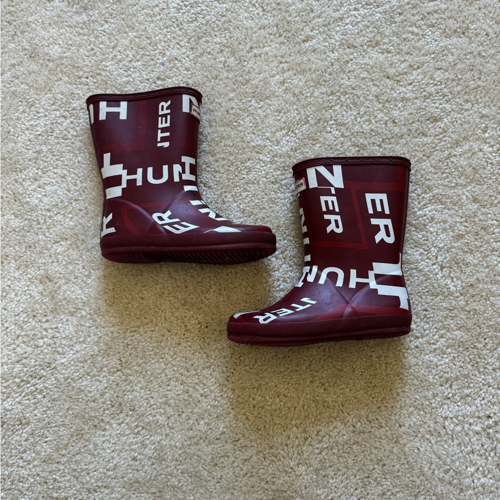 Young girls rain boots